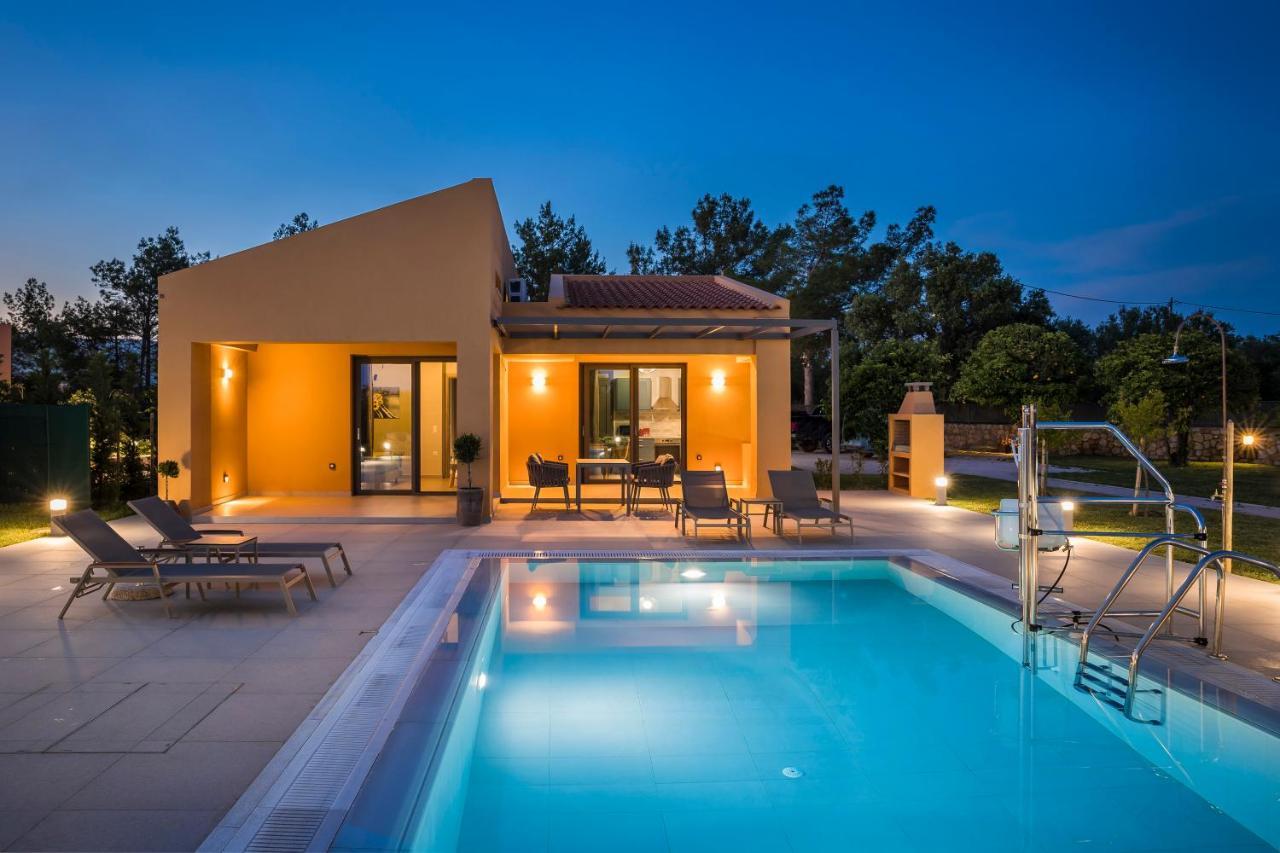 Sound Of Sea Villas Lixouri Exterior foto